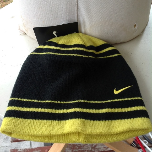 boys nike beanie